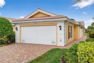 7114 Marconi CT, Naples, FL 34114