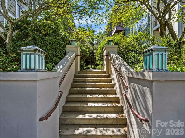 64 Clingman Avenue 101, Asheville, NC 28801