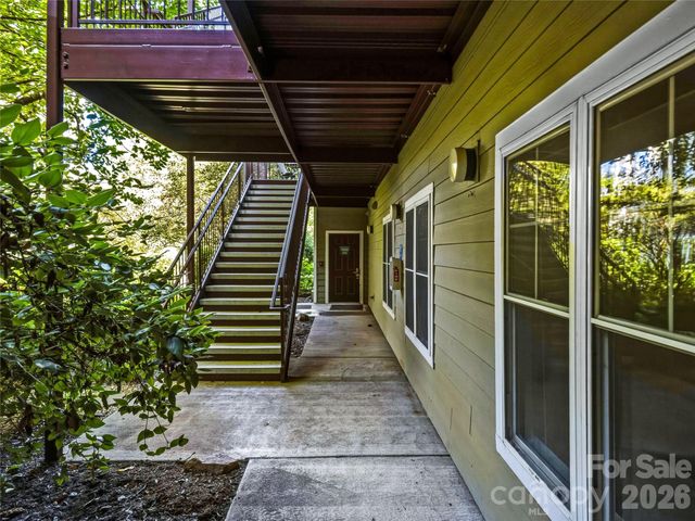 64 Clingman Avenue 101, Asheville, NC 28801