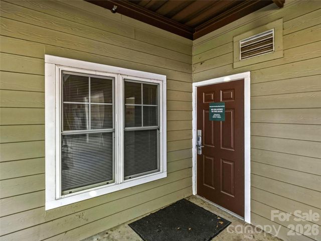 64 Clingman Avenue 101, Asheville, NC 28801