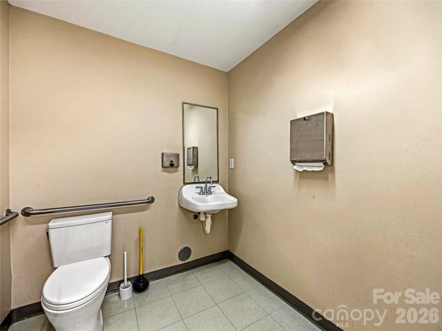64 Clingman Avenue 101, Asheville, NC 28801