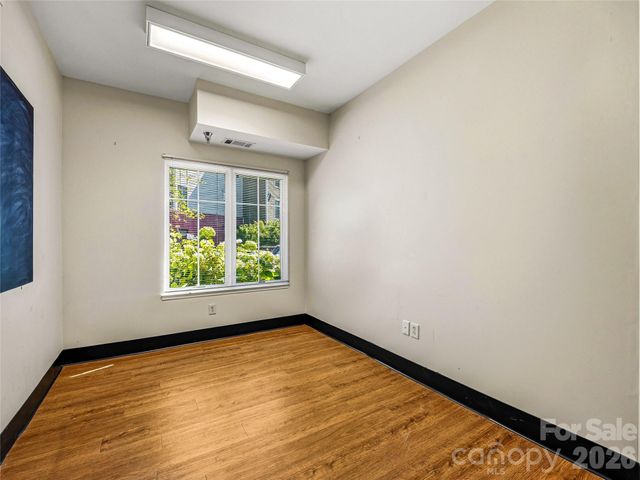 64 Clingman Avenue 101, Asheville, NC 28801