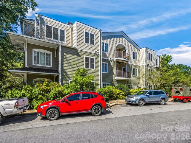 64 Clingman Avenue 101, Asheville, NC 28801