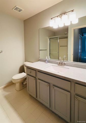 339 Wright Street, Wixom, MI 48393