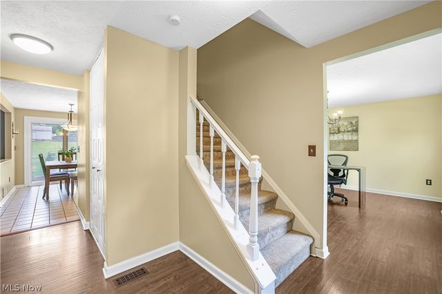 4583 Wildflower Drive, Uniontown, OH 44720
