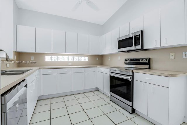 12109 NW 52nd Ct, Coral Springs, FL 33076