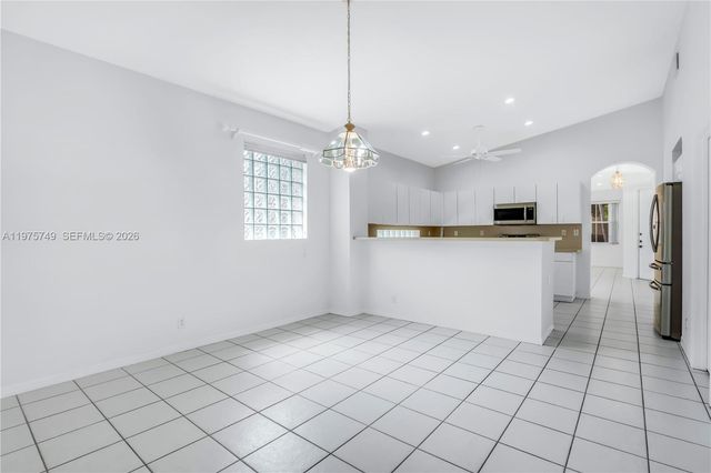 12109 NW 52nd Ct, Coral Springs, FL 33076