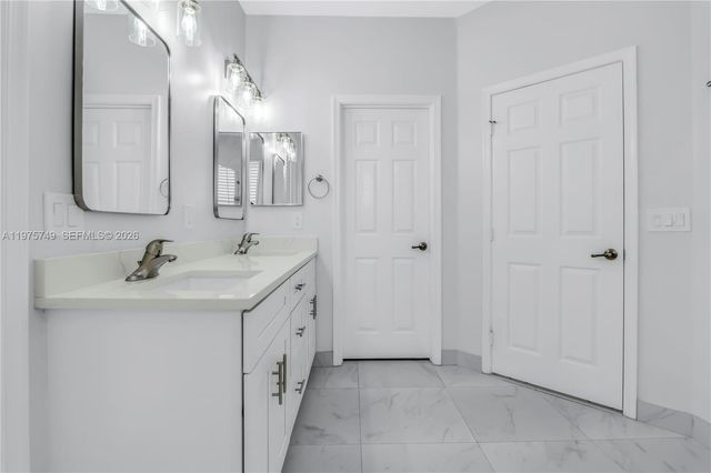 12109 NW 52nd Ct, Coral Springs, FL 33076