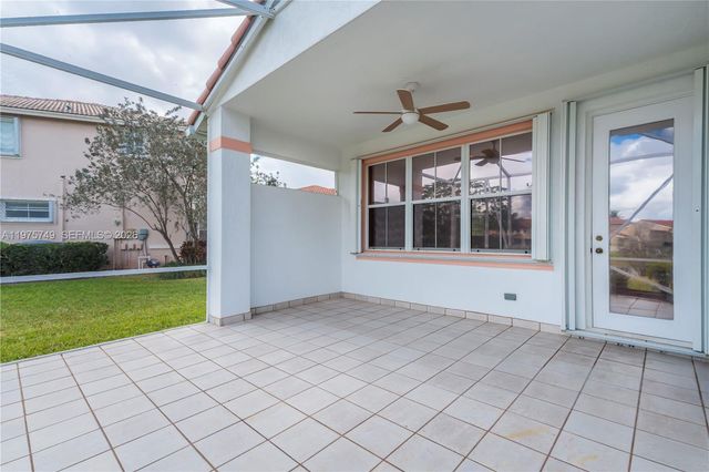 12109 NW 52nd Ct, Coral Springs, FL 33076