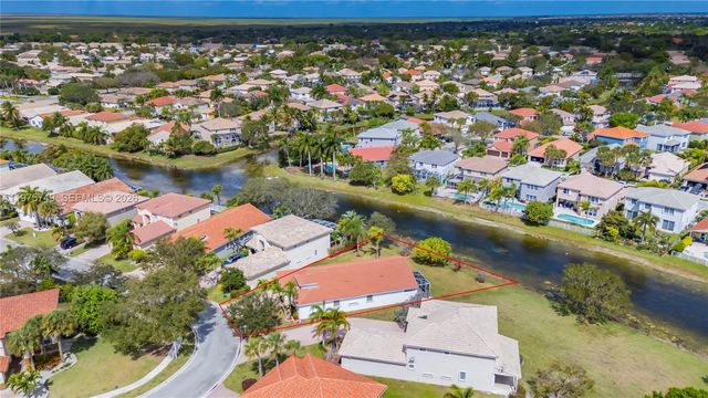 12109 NW 52nd Ct, Coral Springs, FL 33076