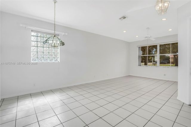 12109 NW 52nd Ct, Coral Springs, FL 33076