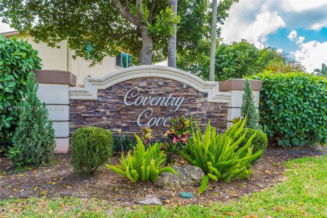 12109 NW 52nd Ct, Coral Springs, FL 33076