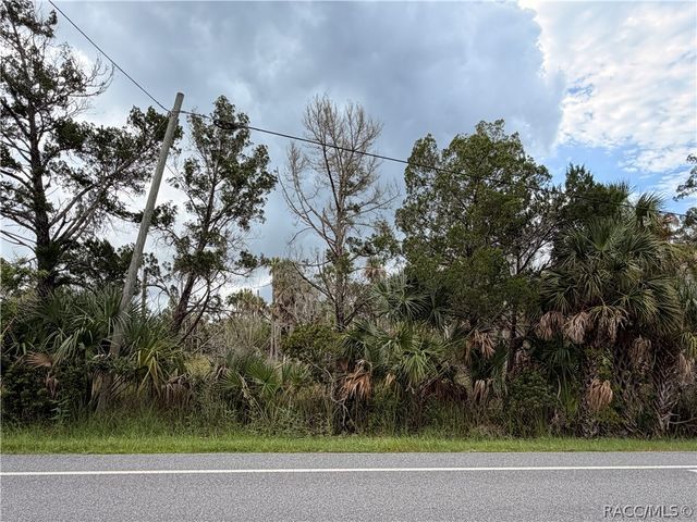 12039 W Fort Island Trail, Crystal River, FL 34429