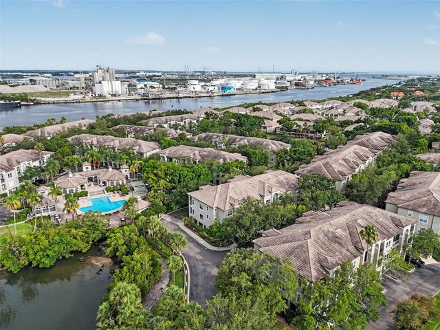 741 MAINSAIL DRIVE 741, Tampa, FL 33602