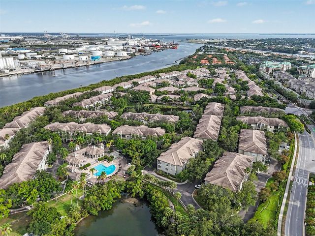 741 MAINSAIL DRIVE 741, Tampa, FL 33602