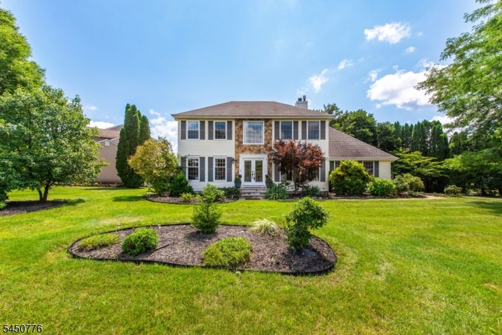 4 Watson Way, Mount Olive Twp., NJ 07836