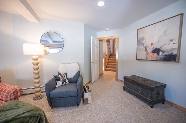 72A Kingswood Rd, Dover, VT 05356