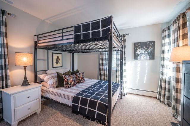 72A Kingswood Rd, Dover, VT 05356