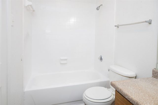 8110 Creekbend Drive 1, Houston, TX 77071