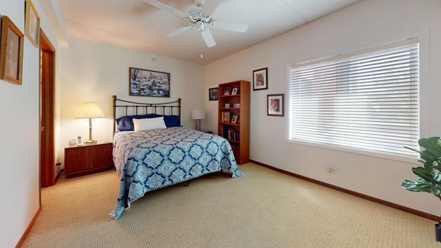 201 N Vail Avenue 207, Arlington Heights, IL 60004