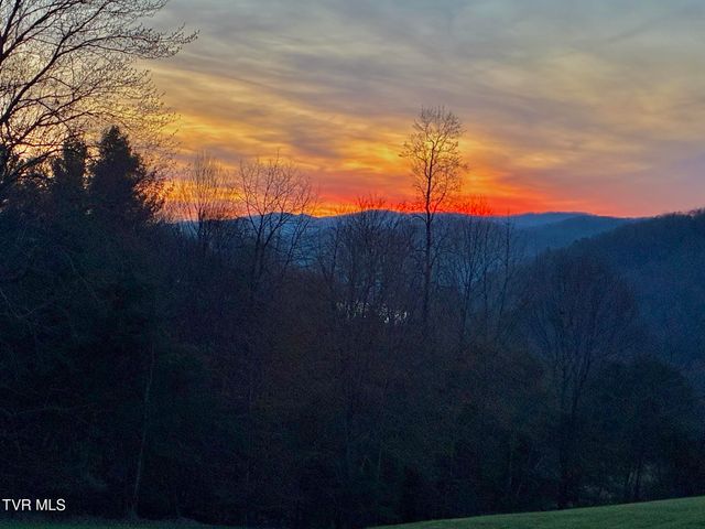 1144 Myrtle Drive, Butler, TN 37640