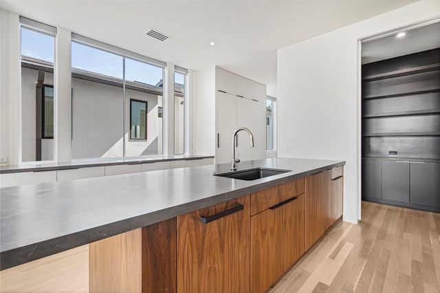 3619 Springbrook, Dallas, TX 75205