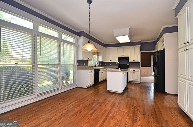 1104 Thorn Apple Court SE, Conyers, GA 30013