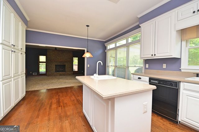 1104 Thorn Apple Court SE, Conyers, GA 30013
