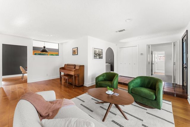 10203 Sun Hill DR, Austin, TX 78758
