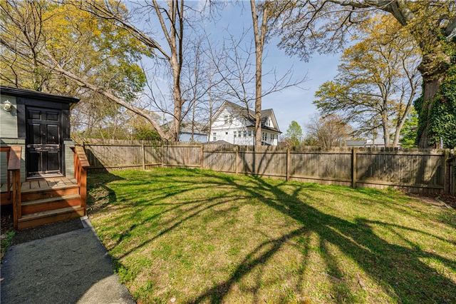 965 Mayson Turner Road NW, Atlanta, GA 30314