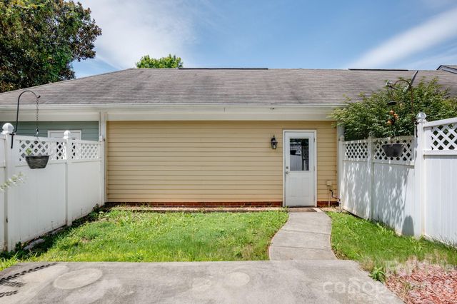 814 Cattaloochee Lane, Huntersville, NC 28078