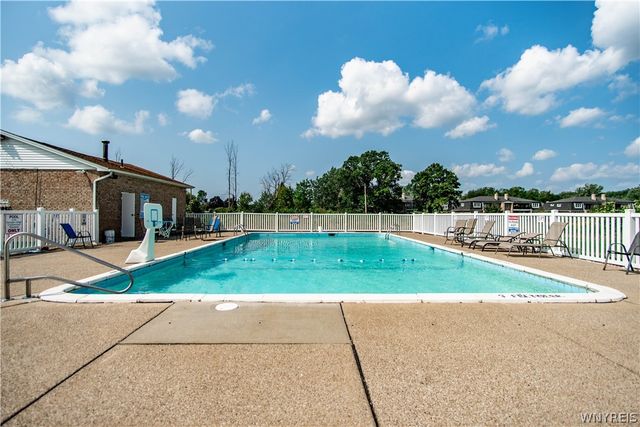 61 Georgian Lane 5, Amherst, NY 14221