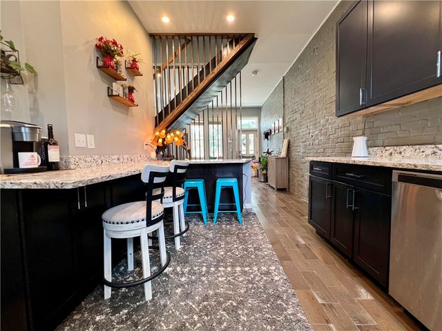 3813 Foster St, Lawrenceville, PA 15201