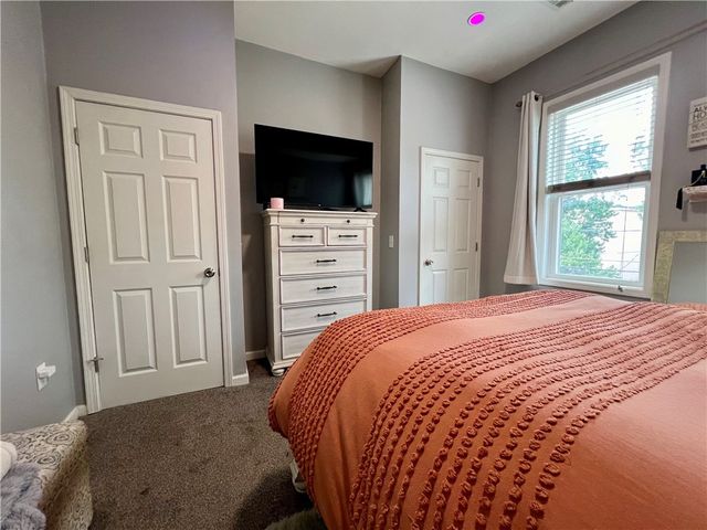 3813 Foster St, Lawrenceville, PA 15201