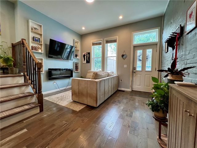 3813 Foster St, Lawrenceville, PA 15201