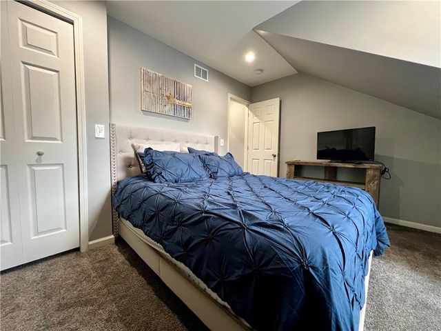 3813 Foster St, Lawrenceville, PA 15201