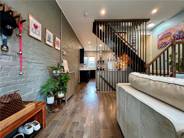 3813 Foster St, Lawrenceville, PA 15201