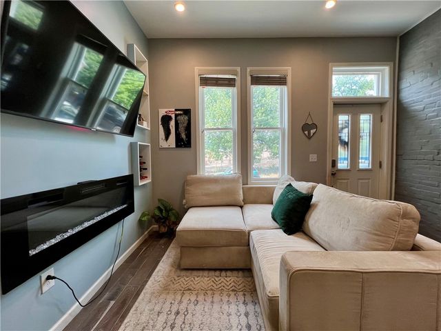 3813 Foster St, Lawrenceville, PA 15201