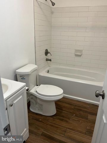 1711 SILVER CT, Hamilton, NJ 08690