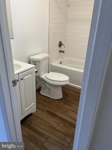 1711 SILVER CT, Hamilton, NJ 08690