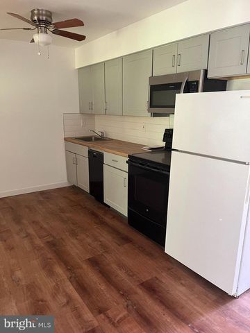 1711 SILVER CT, Hamilton, NJ 08690