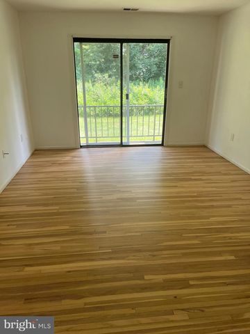 1711 SILVER CT, Hamilton, NJ 08690