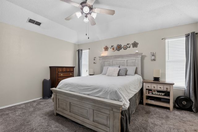 10425 Brangus Drive, Crowley, TX 76036