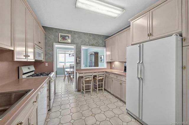 16 Rockledge Avenue 6D-2, Ossining, NY 10562
