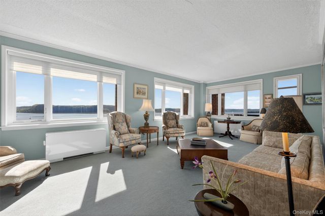16 Rockledge Avenue 6D-2, Ossining, NY 10562