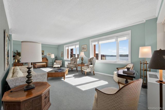 16 Rockledge Avenue 6D-2, Ossining, NY 10562
