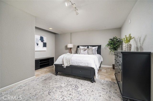 432 E Bougainvillea Lane, Glendora, CA 91741