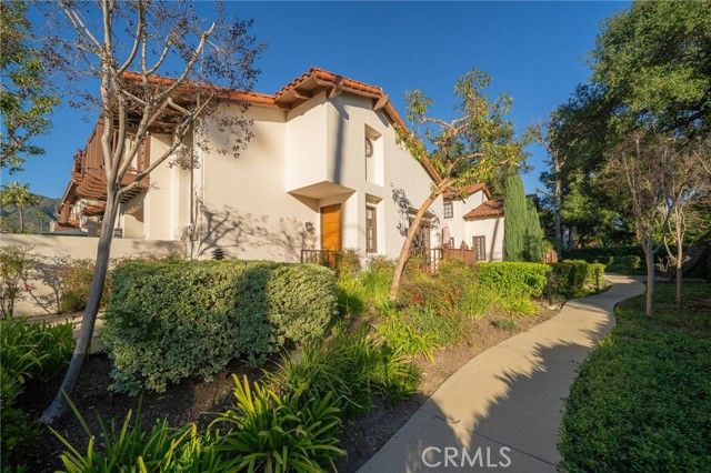 432 E Bougainvillea Lane, Glendora, CA 91741