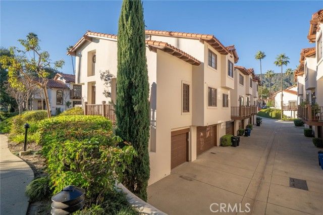 432 E Bougainvillea Lane, Glendora, CA 91741