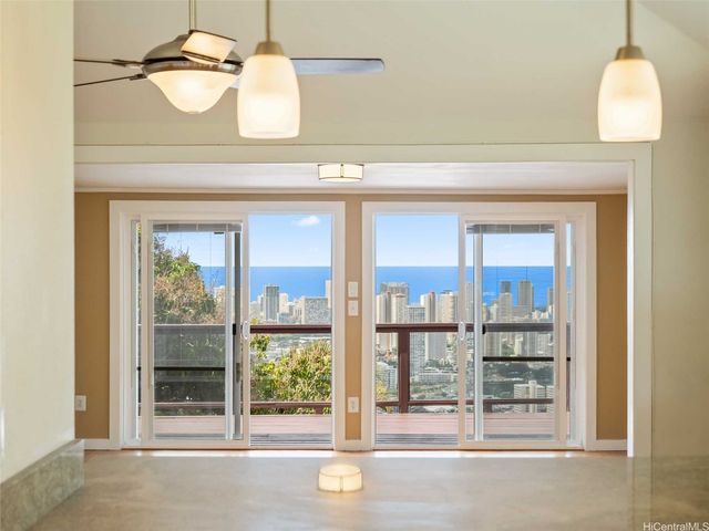 3043 Alencastre Place A, Honolulu, HI 96816